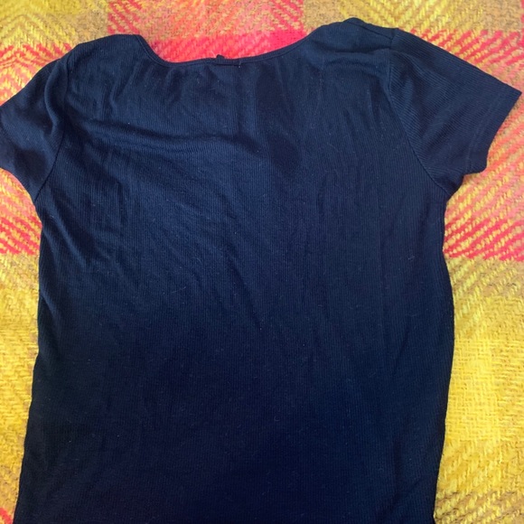 Black garage top (kinda cropped) - Picture 2 of 2